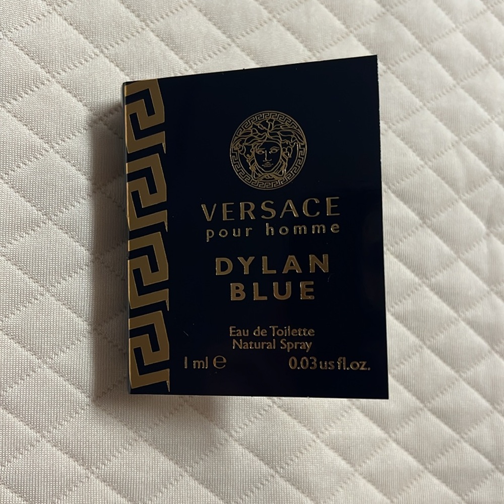 Versace Dylan Blue Sample